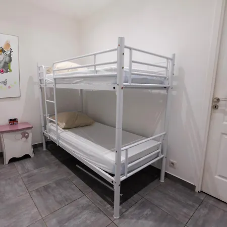 Family Flat Centre カンヌ