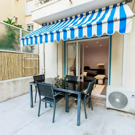 Family Flat Centre Cannes
