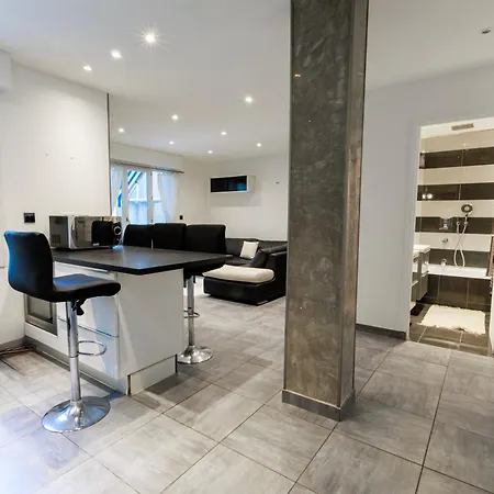 Family Flat Centre * Cannes